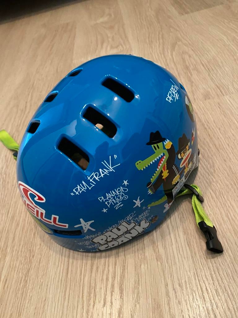 BELL ‘ Paul Frank ‘ design fietshelm voor kids !!!, Ophalen of Verzenden, Zo goed als nieuw