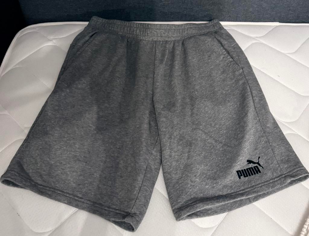 Short de sport PUMA taille XL neuf, Vêtements | Hommes, Vêtements de sport, Enlèvement ou Envoi, Neuf, Gris, PUMA