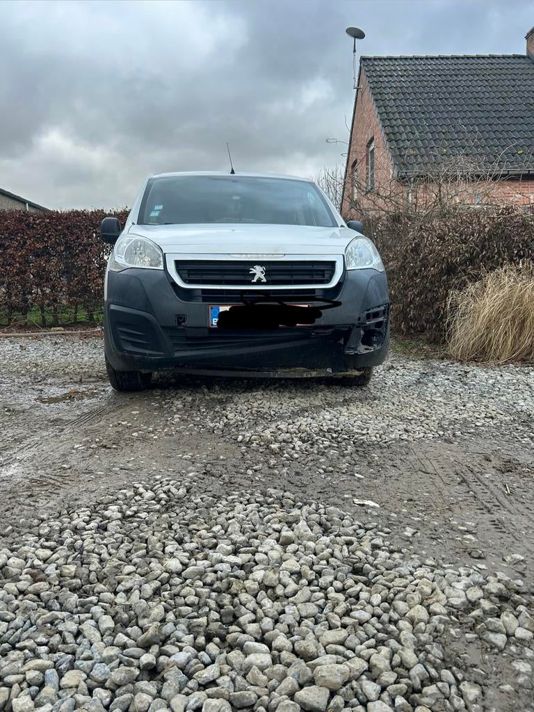 Peugeot partner essence 2015, Auto's, Particulier, Peugeot, Te koop, Benzine