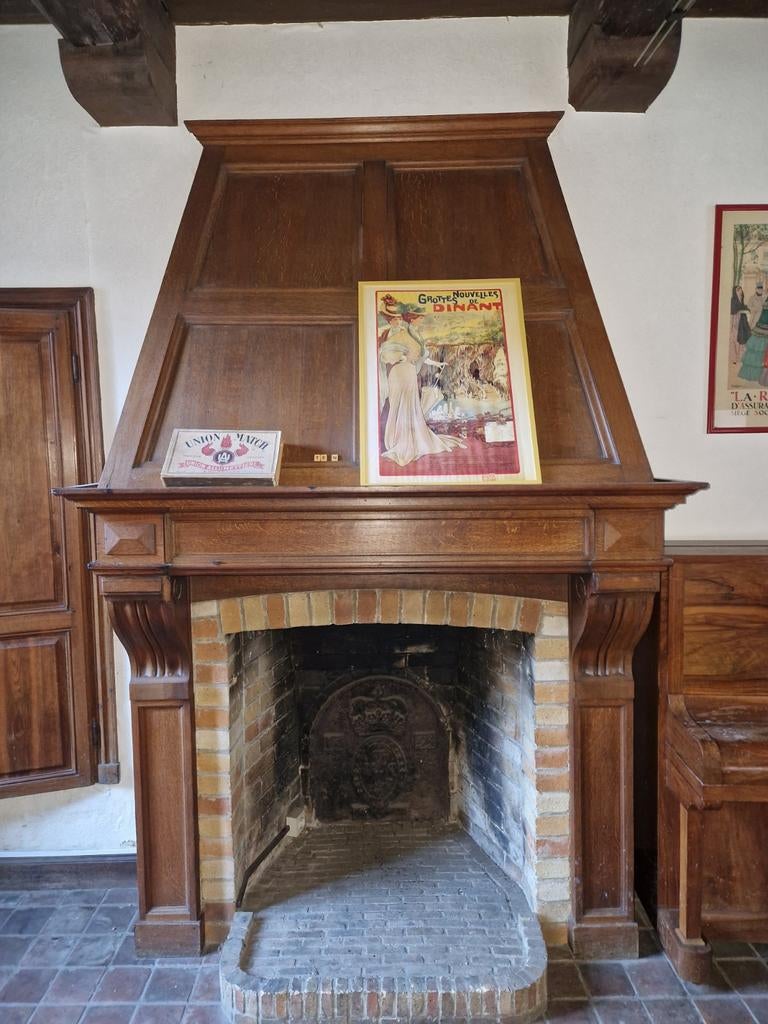 Cheminée en bois du 17/18 ème siècle, Enlèvement