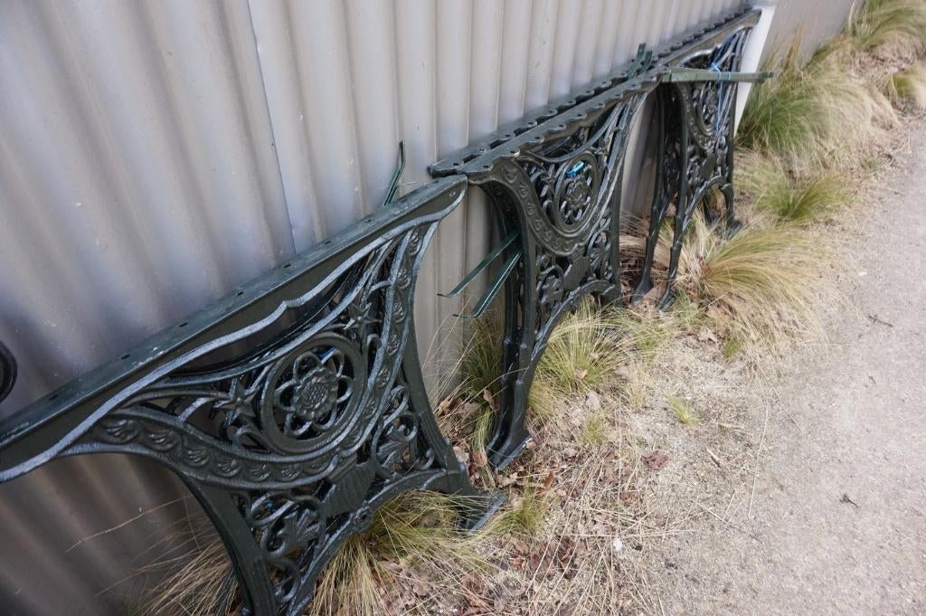 Ijzeren tuintafel onderstellen, meerdere sets beschikbaar, Tuin en Terras, Tuintafels, Ophalen, Zo goed als nieuw, Metaal
