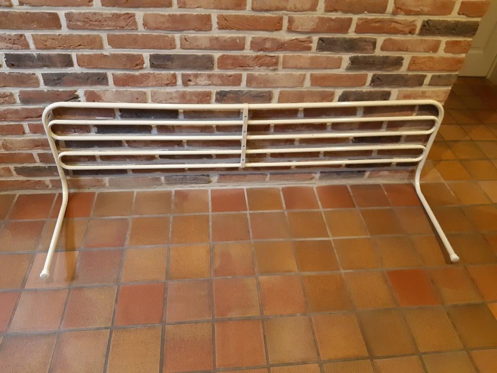 Beveiliging bed, Ophalen