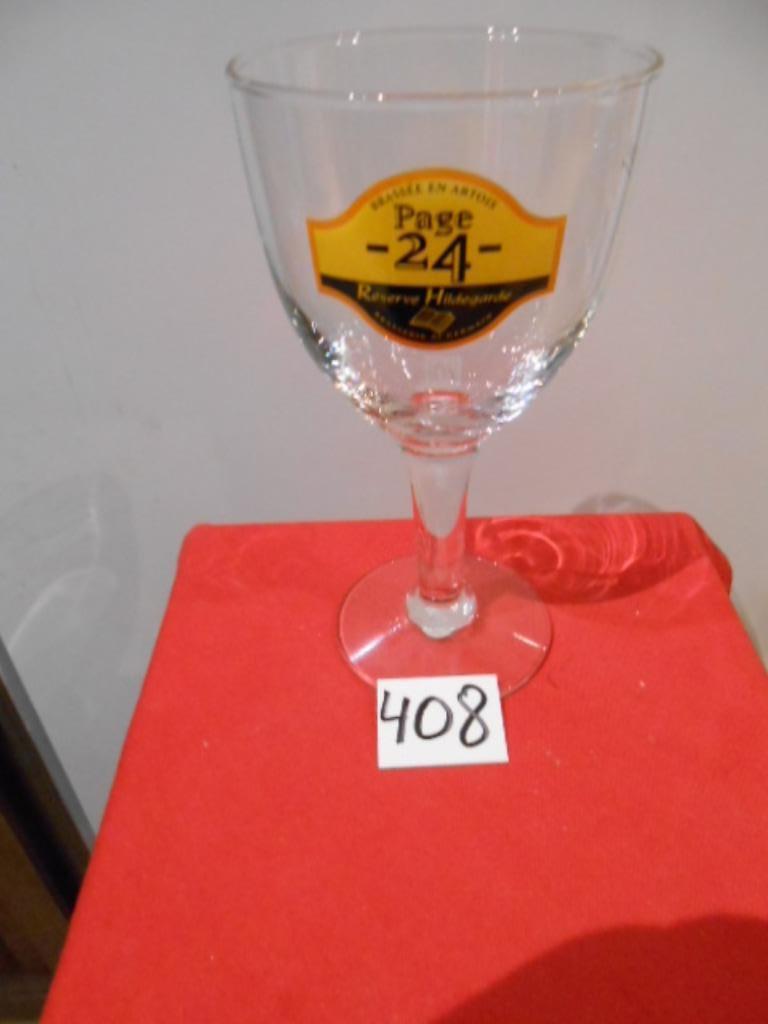 Page 24 Verre à bière Reserve Hildegarde collection pied cal, Enlèvement ou Envoi, Comme neuf, Verre ou Verres