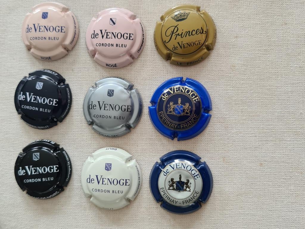 Capsules de champagne De Venoge, Enlèvement ou Envoi, Comme neuf