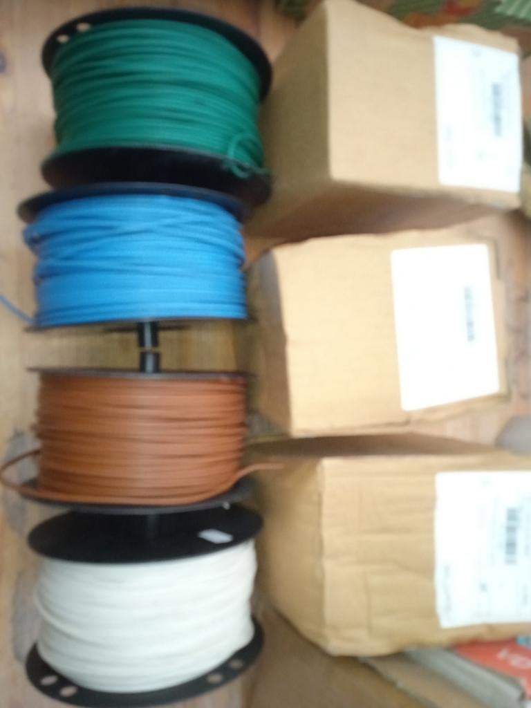 8 x 100 meter elektrische kabel, Ophalen, Nieuw