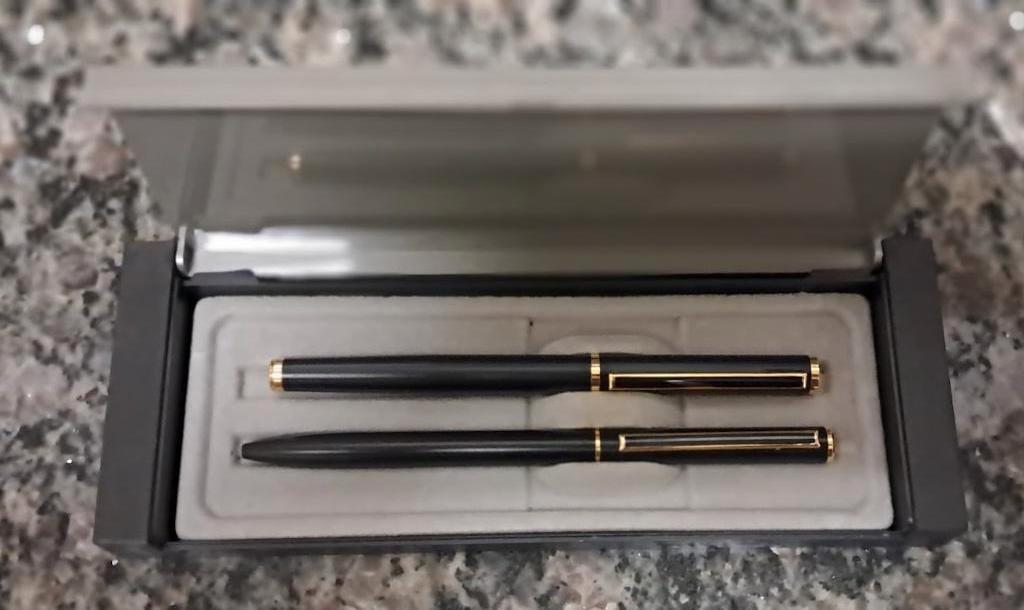 Bic et stylo, Envoi, Neuf
