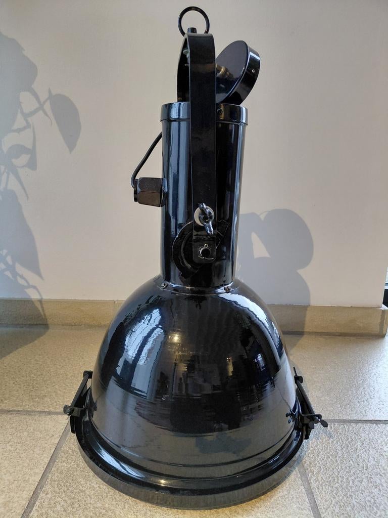 Beau projecteur d'usine vintage/lampe suspendue industrielle, Enlèvement