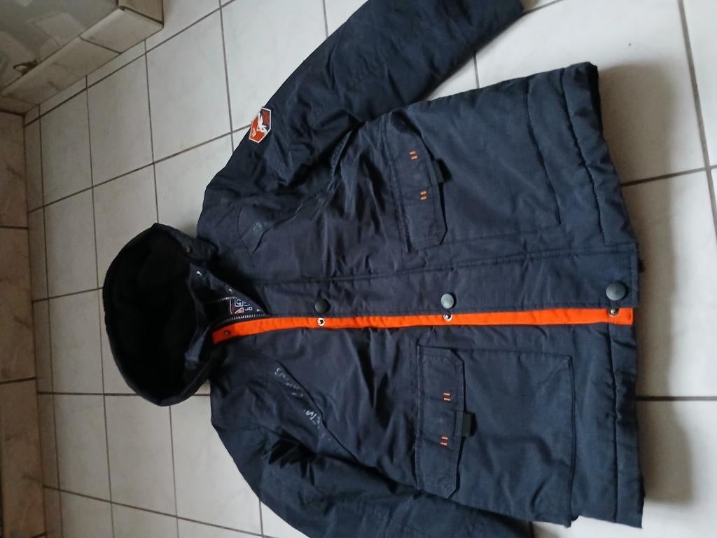 Winterjas jongen maat 134, Ophalen, Zo goed als nieuw, Jongen