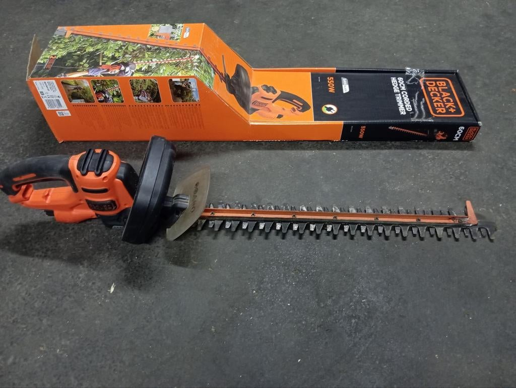 BLACK & DECKER 60 cm 550W, Enlèvement, Utilisé