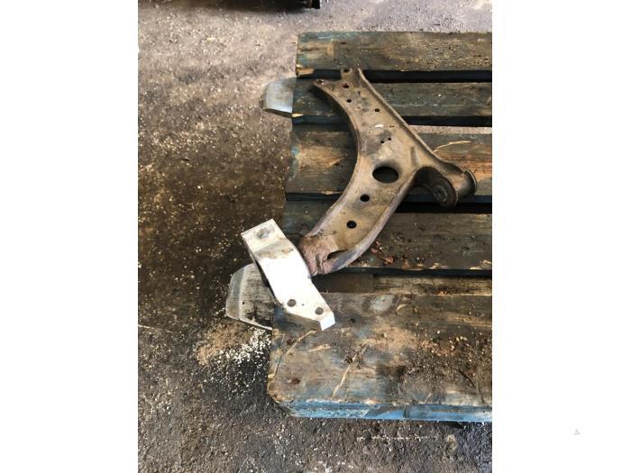 Bras de suspension avant gauche d'un Audi A3, Enlèvement ou Envoi, 3 mois de garantie, Utilisé, Audi
