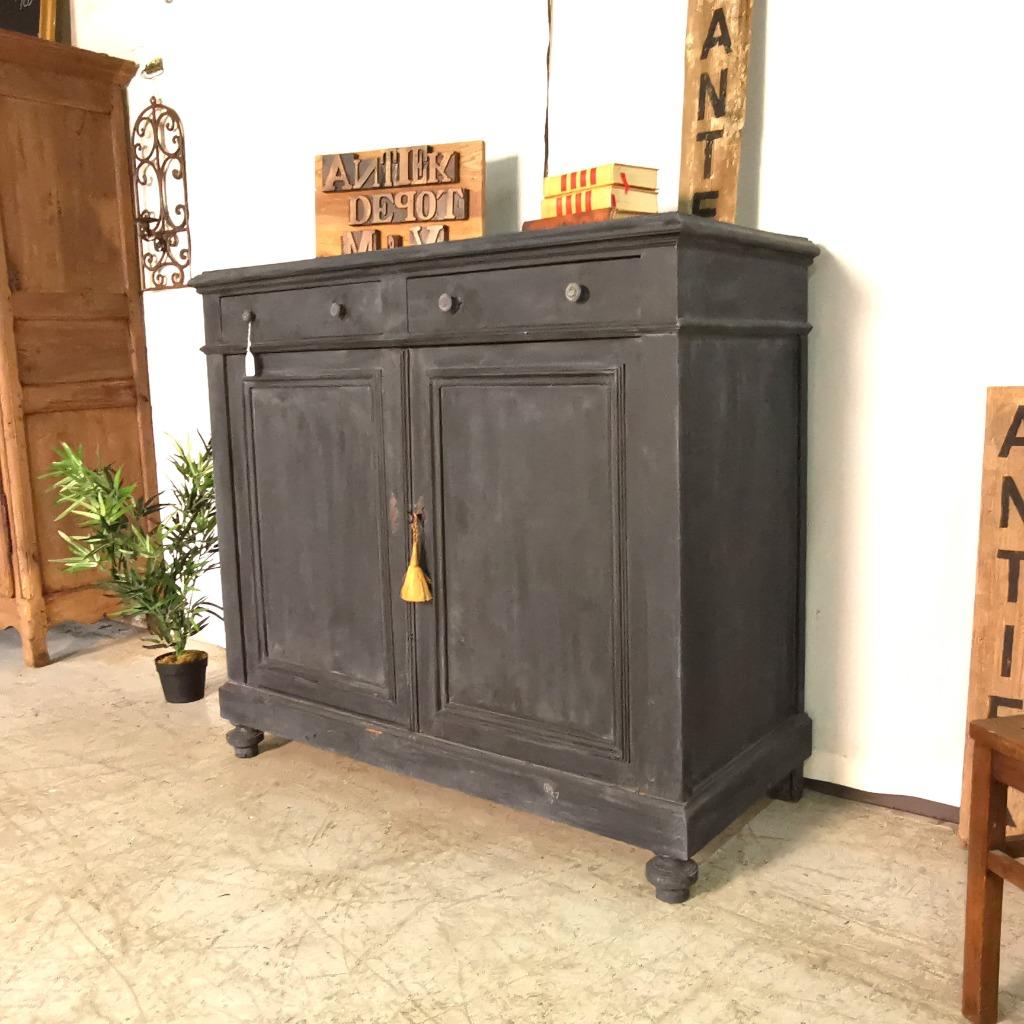 Grote zware antieke stoere kast 2-deurs B 135 H 122 D 58, Antiek en Kunst, Ophalen