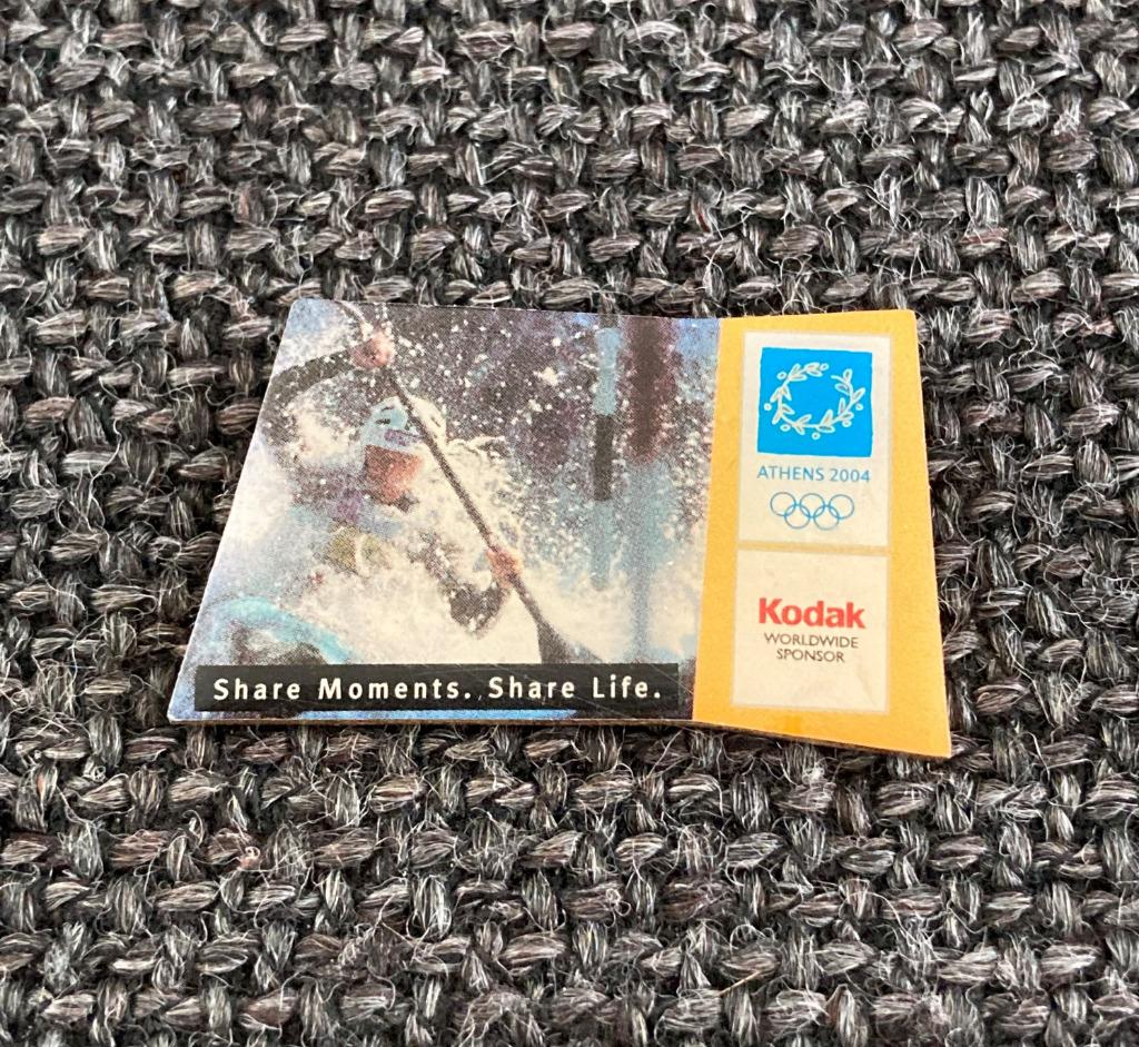 PIN - OLYMPISCHE SPELEN - ATHENS 2004 - KODAK, Verzenden, Gebruikt, Sport, Speldje of Pin