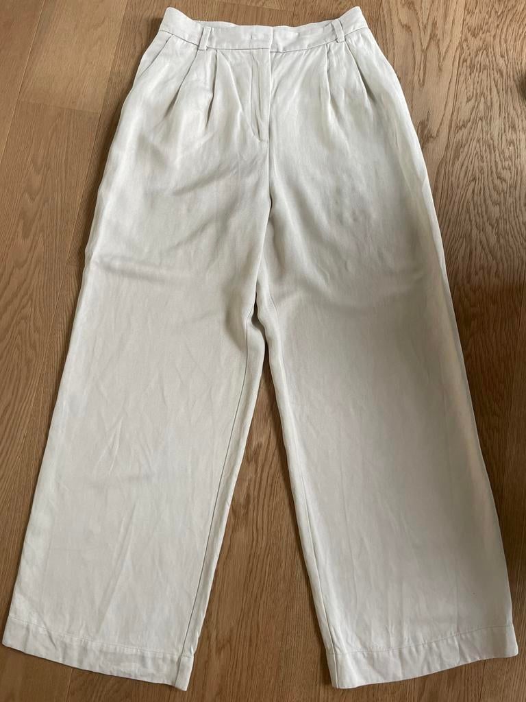Essentiel lichtbeige broek maat 36, Enlèvement ou Envoi, Comme neuf, Taille 36 (S)