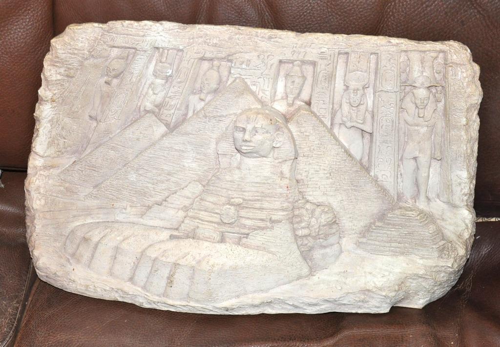 bas relief mural représentation monument egyptien, Antiquités & Art, Art | Sculptures & Bois, Enlèvement ou Envoi