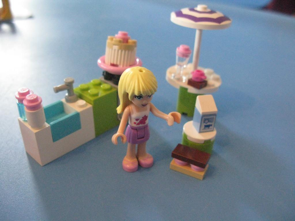 Lego Friends 3930: Stephanie's Buitenkeuken, Ophalen of Verzenden, Zo goed als nieuw, Complete set, Lego