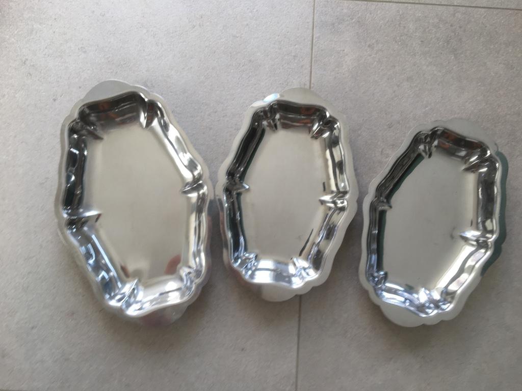 3 inox (brood)schalen, Huis en Inrichting, Keuken | Potten en Pannen, Ophalen, Gebruikt, Inox