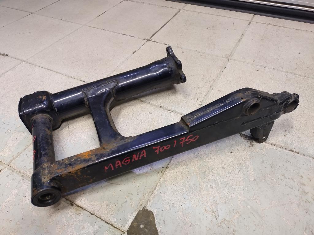 honda magna 700 / 750 achterbrug, Motoren, Ophalen of Verzenden, Gebruikt