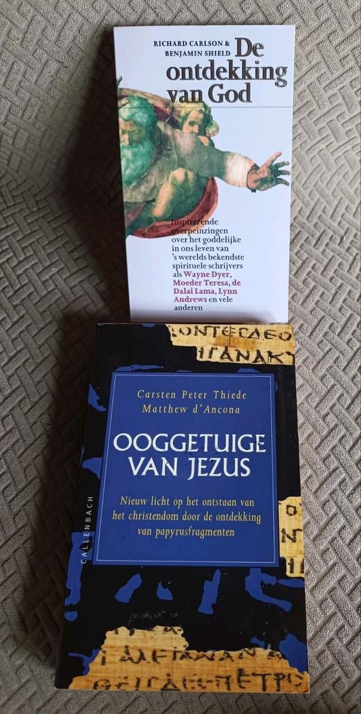 2 religieuze boeken, Ophalen of Verzenden