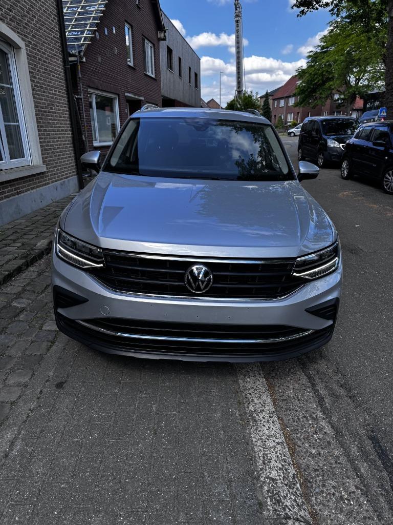 Volkswagen Tiguan Automaat, Auto's, Volkswagen, 1498 cc, Euro 6, Bedrijf, SUV of Terreinwagen