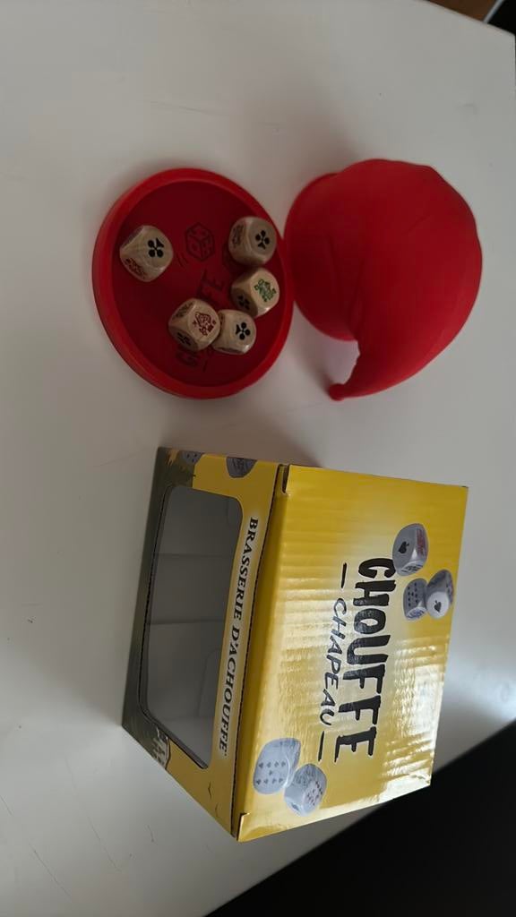 Chapeau la chouffe, Enlèvement, Comme neuf