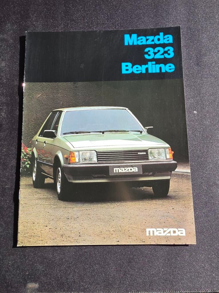 Brochure de la berline Mazda 323, Livres, Autos | Brochures & Magazines, Enlèvement ou Envoi, Mazda