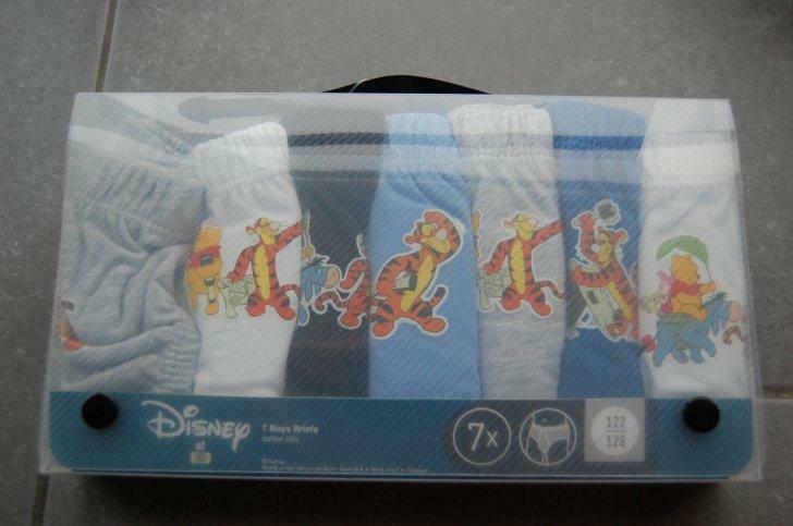 Ondergoed jongens 7-8j (Poeh/Mickey Mouse) nieuw, Ophalen of Verzenden, Nieuw, Jongen, Nacht- of Onderkleding