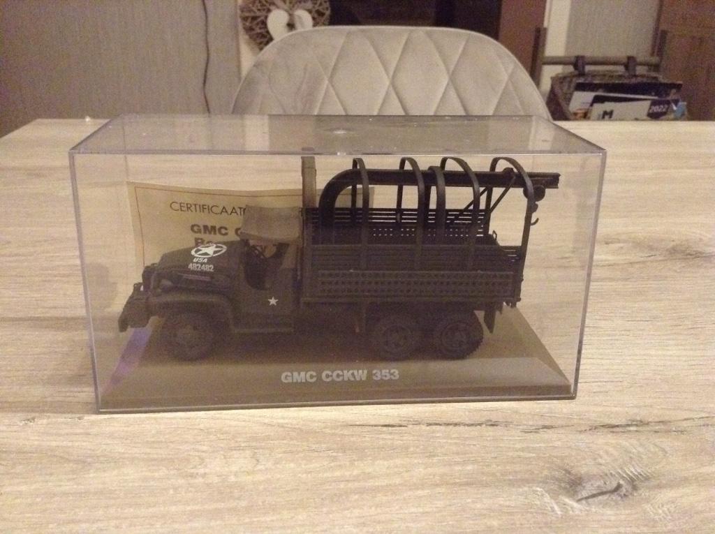 Miniatuur legervrachtwagen GMC CCKW 353 (Schaal 1/43), Ophalen of Verzenden, Zo goed als nieuw, Bus of Vrachtwagen, Overige merken