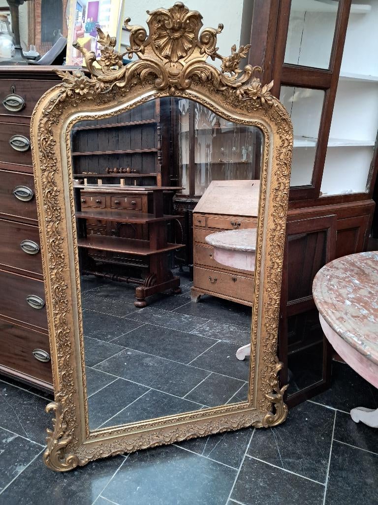 Miroir français en métal doré, Enlèvement
