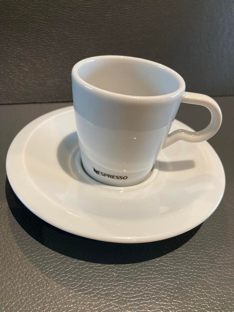 Nespresso kopjes 9 delig, Verzamelen, Ophalen, Zo goed als nieuw, Porselein, Kop en/of schotel