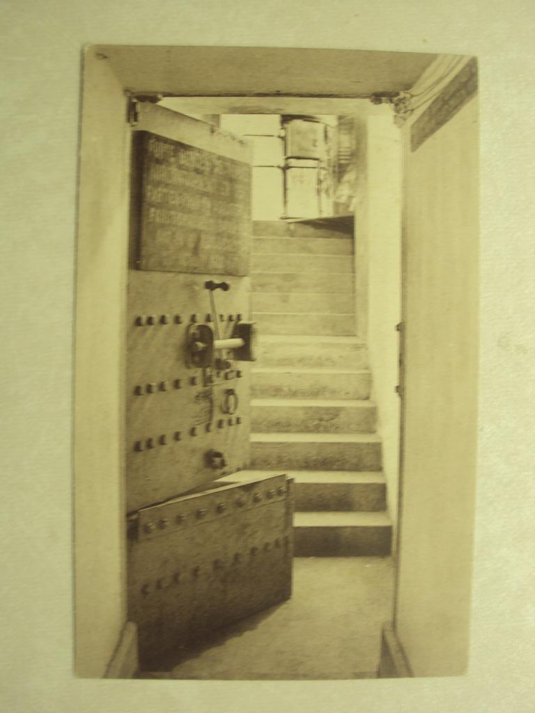 50012 - SPA - PORTE BLINDEE DU SOUTERRAIN, Enlèvement ou Envoi