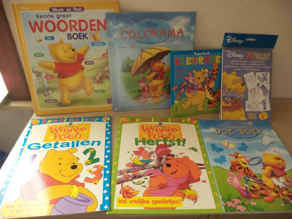 nouveaux livres Winnie l'Ourson (cahier de coloriage, cahier, Enlèvement ou Envoi, Neuf, Garçon ou Fille