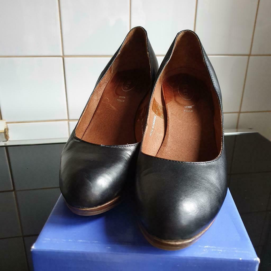 Zwarte pumps P.I.U.R.E maat 38 hakhoogte 7 cm, ANDERE, Enlèvement ou Envoi, Escarpins, Comme neuf
