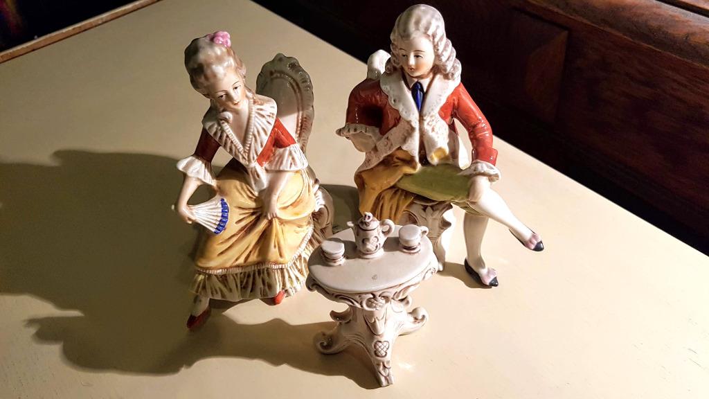 Porseleinen figuren, Antiek en Kunst, Antiek | Porselein, Verzenden
