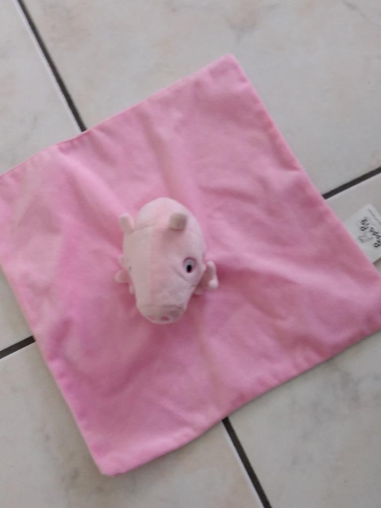 knuffeldoekje peppa big (doos 110), Ophalen of Verzenden, Nieuw