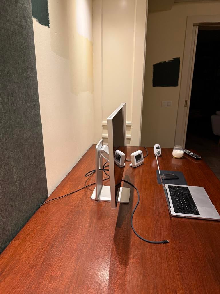 Apple Studio Display kantelbare stand, Enlèvement