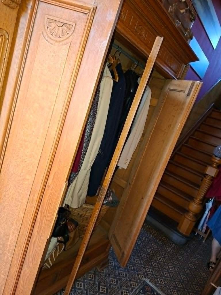 garde de robe, Enlèvement, Utilisé