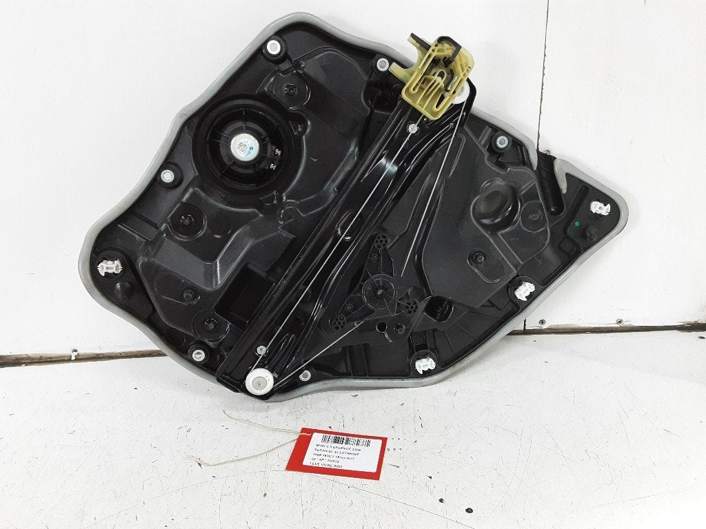 MECANISME VITRE ARRIÈRE DROIT 3 serie (G20) (7497099-08), Mevr. I. Hauben, Utilisé, BMW, Rue de l'Espoir 34 34
4030  GRIVEGNÉE, BE