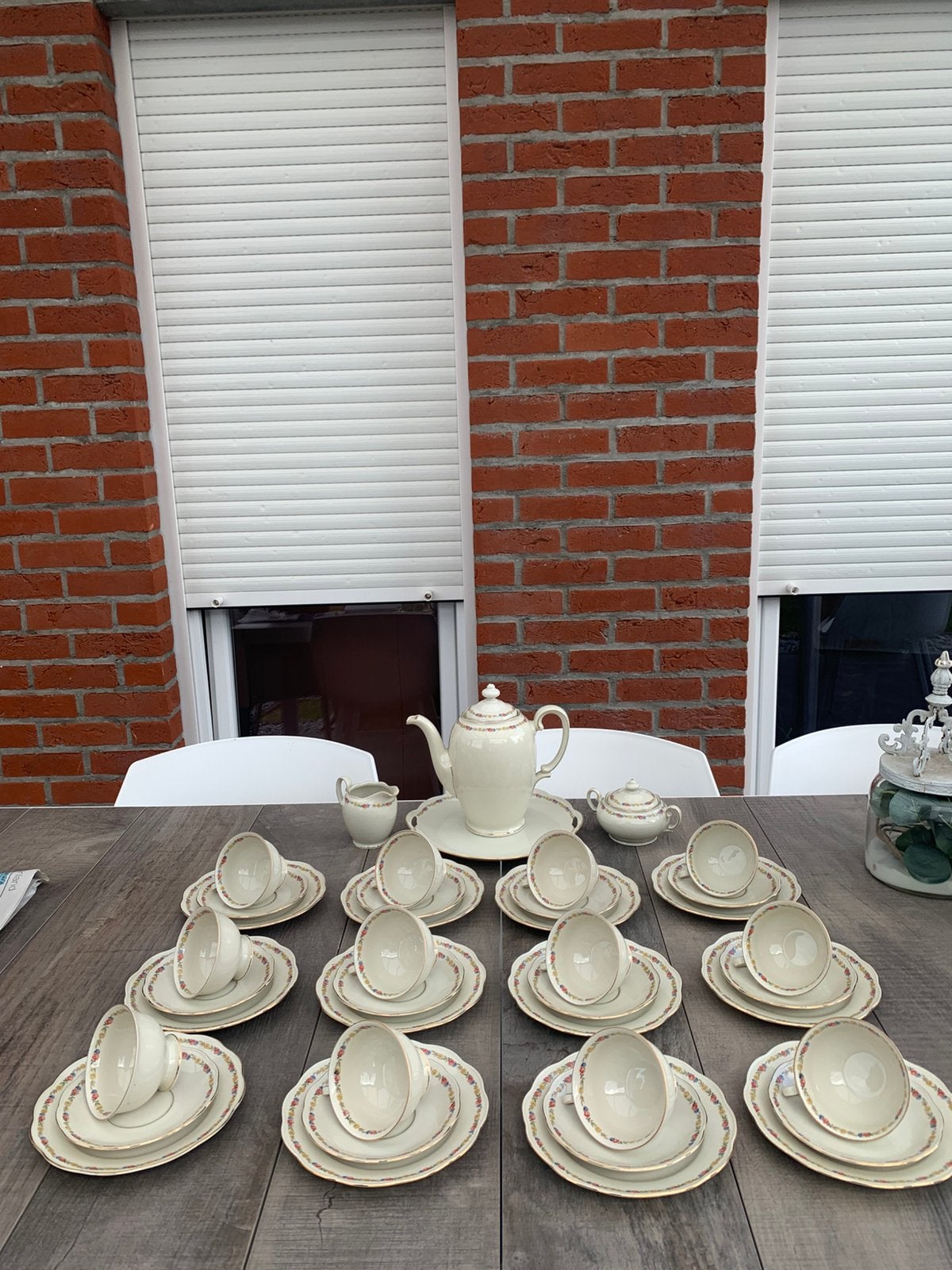 Set à café, Enlèvement