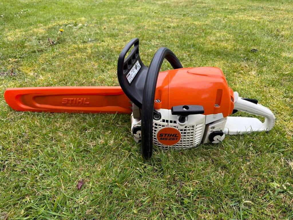 Stihl kettingzaag MS 251, Ophalen, Zo goed als nieuw