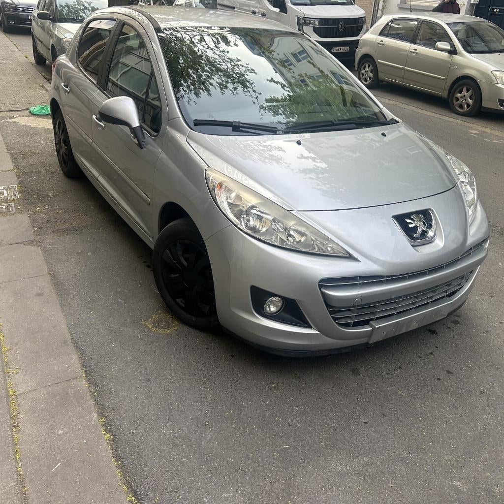 peugeot 207 boite automatic, Entreprise, Noir, Automatique, Tissu