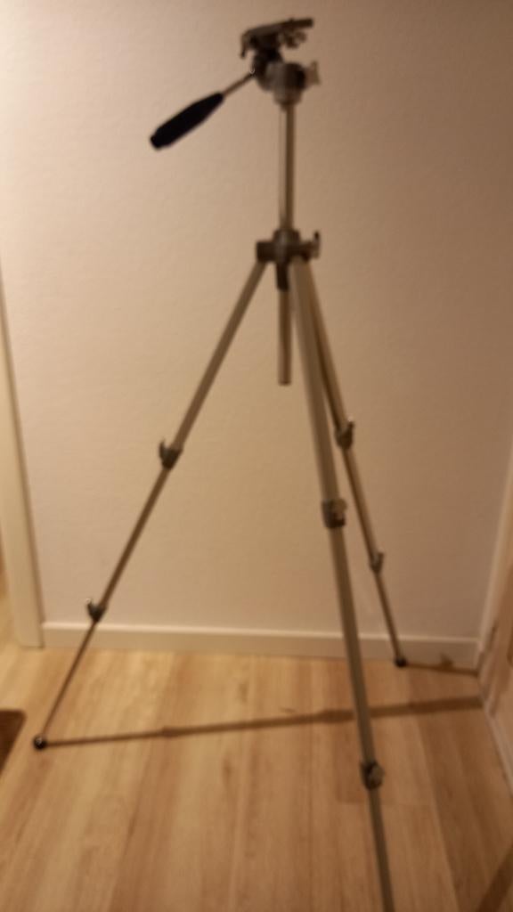 trépied pour appareil photo Velbon VE-3, Enlèvement ou Envoi, Neuf, 150 à 175 cm, Trépied