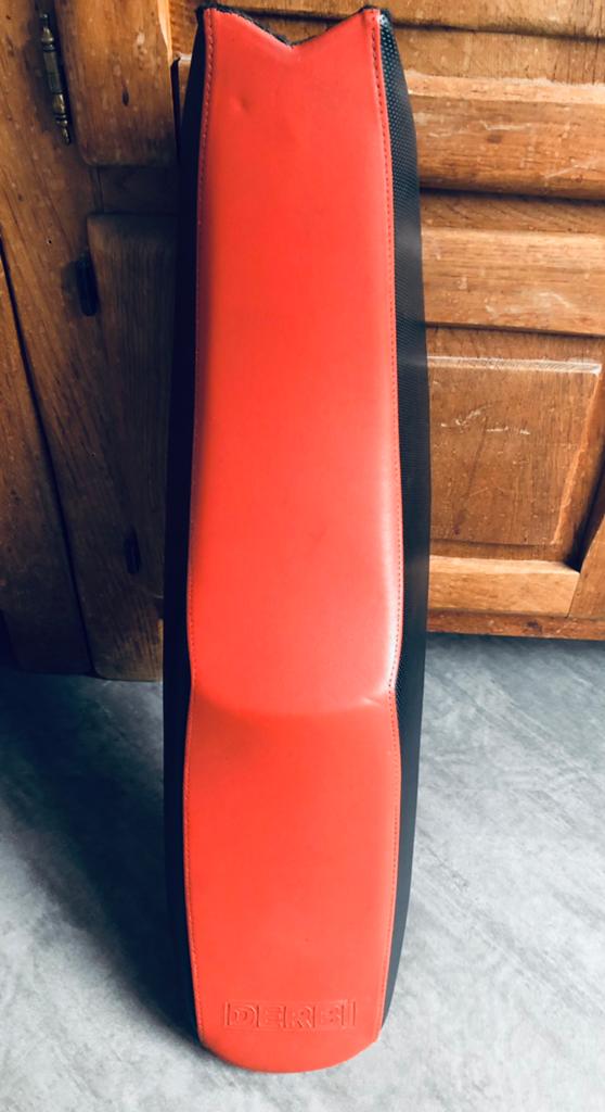 Selle Derbi drd pro, Enlèvement ou Envoi, Comme neuf, Selle