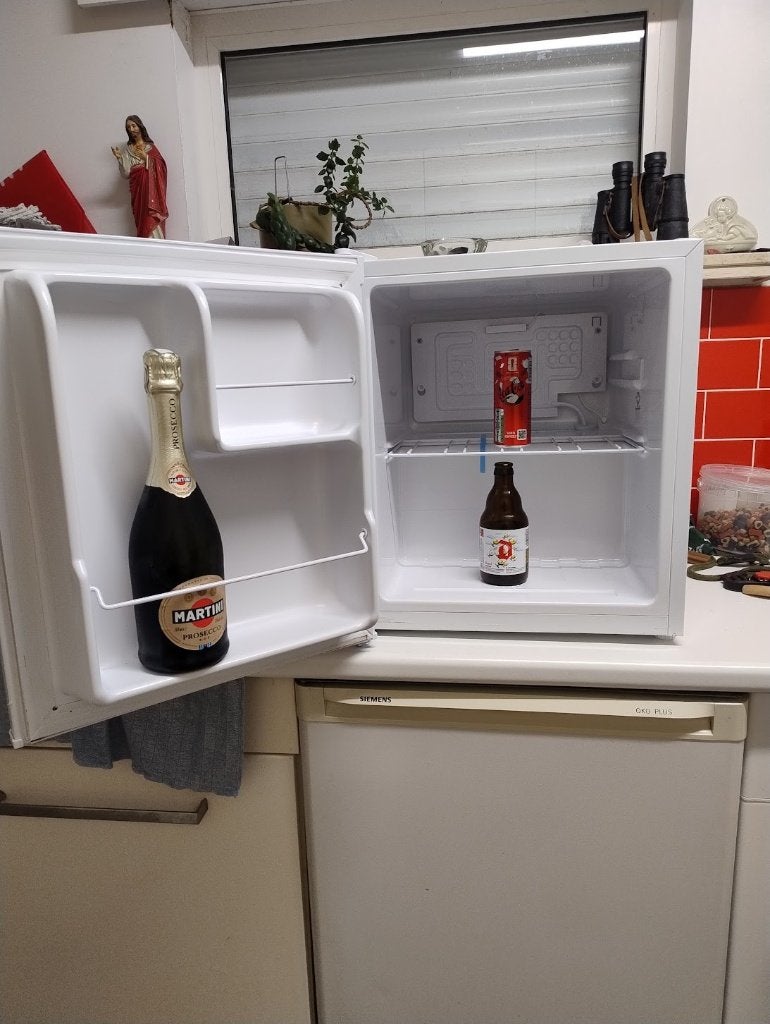 koekkastje / minibar, Elektronische apparatuur, Koelkasten en IJskasten, Ophalen, Zonder vriesvak, Minder dan 85 cm, 45 tot 60 cm