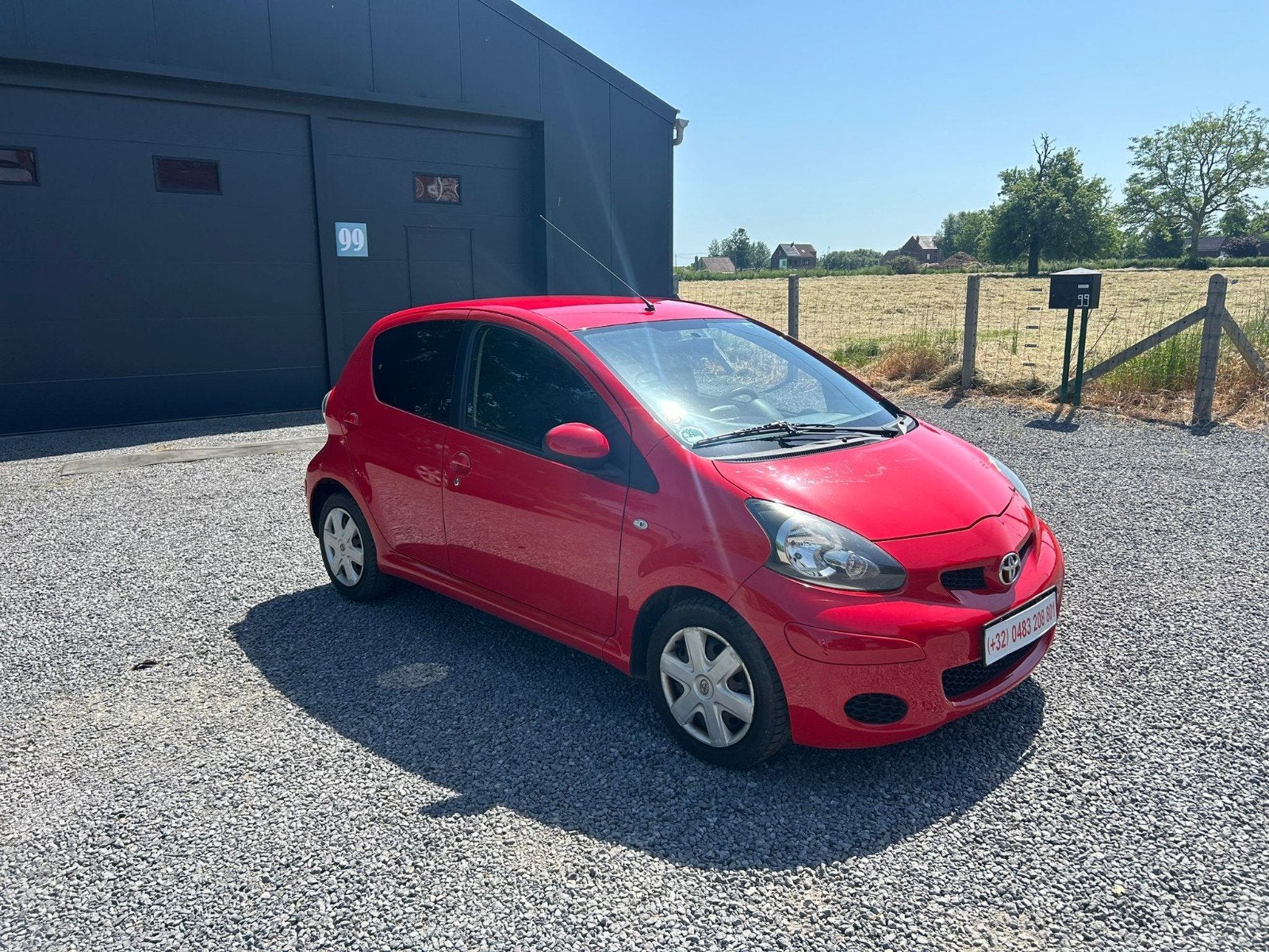 Toyota Aygo 1.0 essence AIRCO 2011 Euro 5f GPS TOMTOM 5porte, Auto's, Bedrijf, 5 deurs, Aygo, Centrale vergrendeling