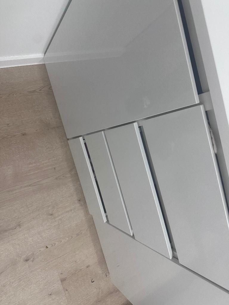 Commode wit, Huis en Inrichting, Ophalen, Overige materialen, Zo goed als nieuw, Modern