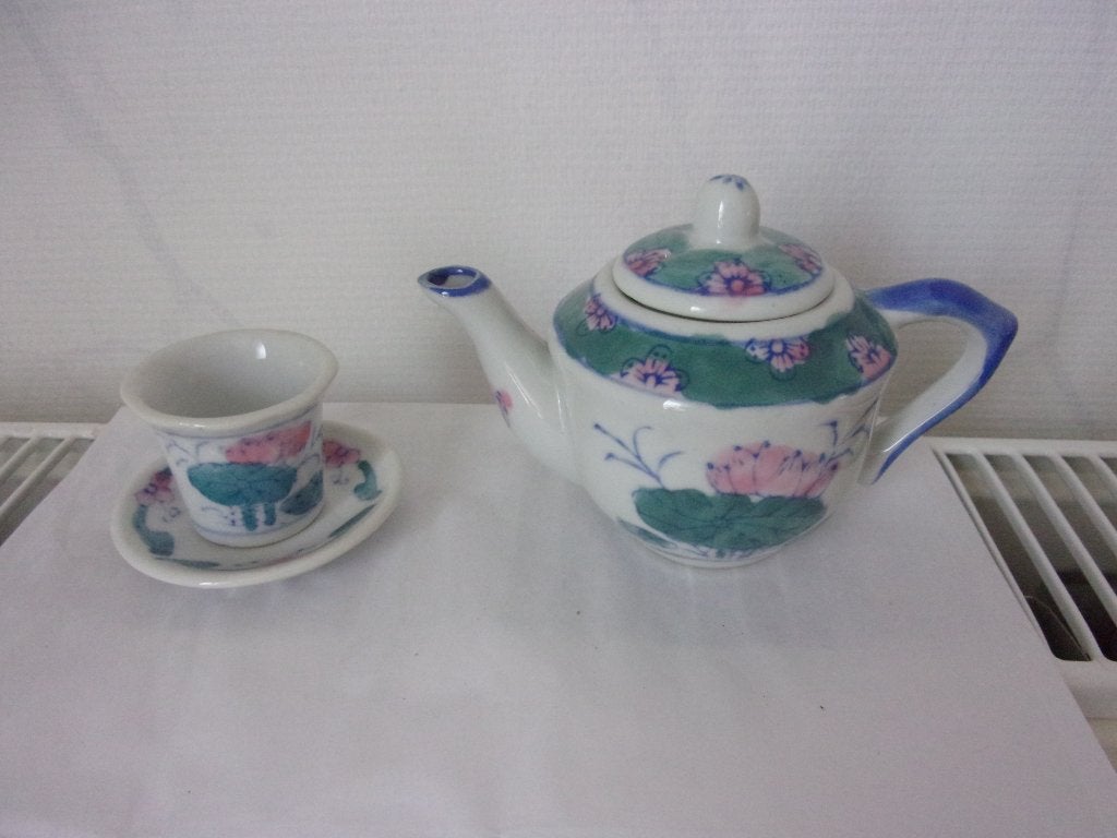 petite théière et sa tasse, dinette, Antiquités & Art, Enlèvement ou Envoi