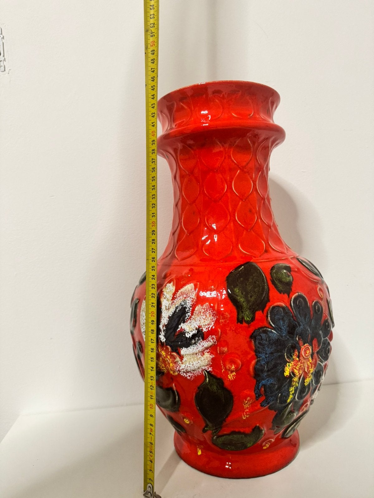 BAY Keramik W.-Germany vaas 45 cm – rood bloemendecor, Maison & Meubles, Accessoires pour la Maison | Vases, Enlèvement, Comme neuf