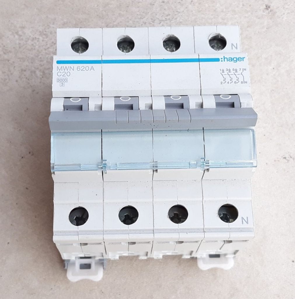 Fusible triphasé Hager MWN 620A C20, Enlèvement, Comme neuf