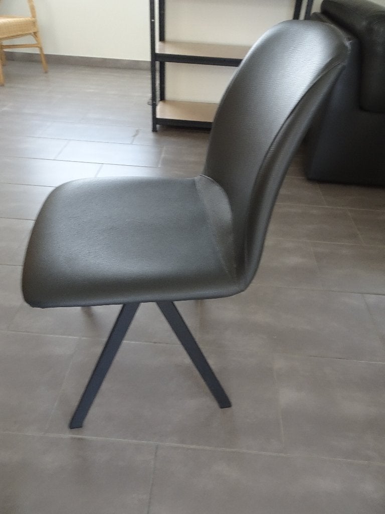 Keukenstoelen, Huis en Inrichting, Stoelen, Ophalen, Gebruikt, Grijs, Metaal