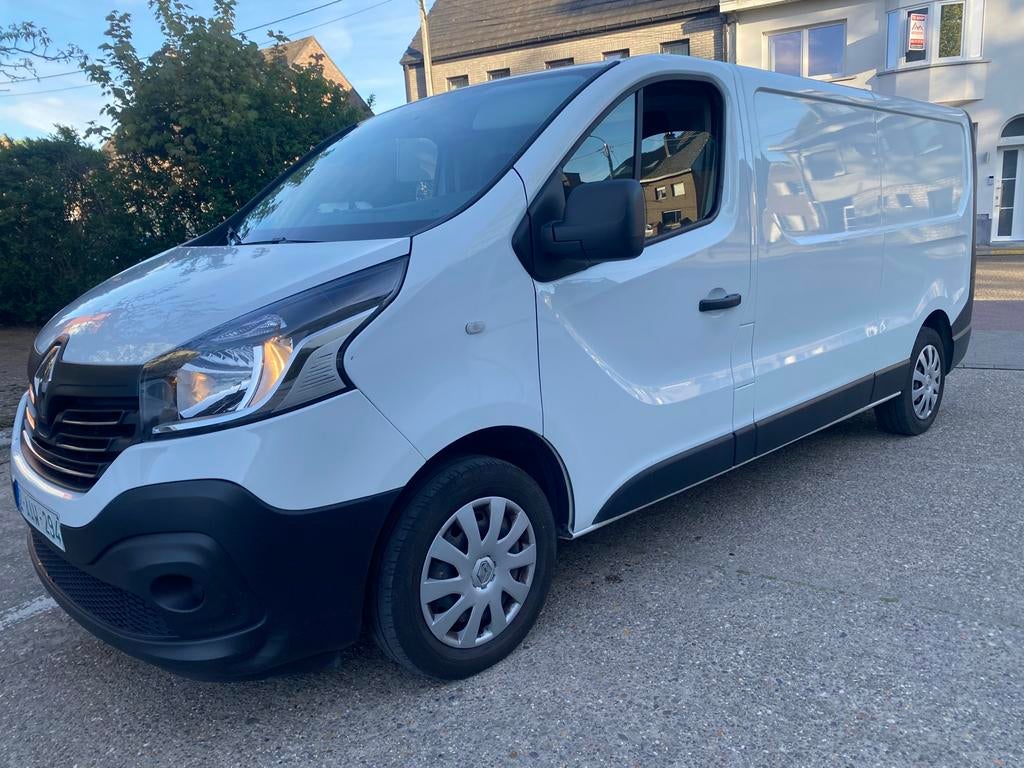 Renault trafic L2 euro6d, Auto's, Voorwielaandrijving, Parkeersensor, Stof, Wit